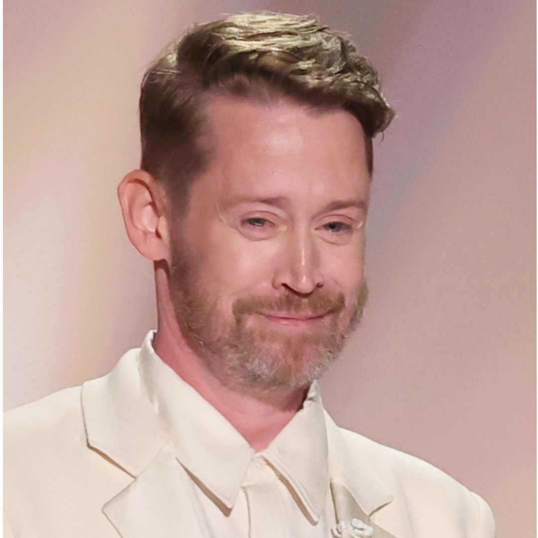 Macaulay Culkin rinde homenaje a Catherine O'Hara, en los Emmy: ‘Ella era mi mamá, era la mamá de todos’