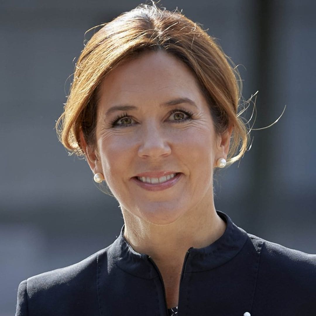 Las imágenes de Mary de Dinamarca, montando a caballo con sus hijas