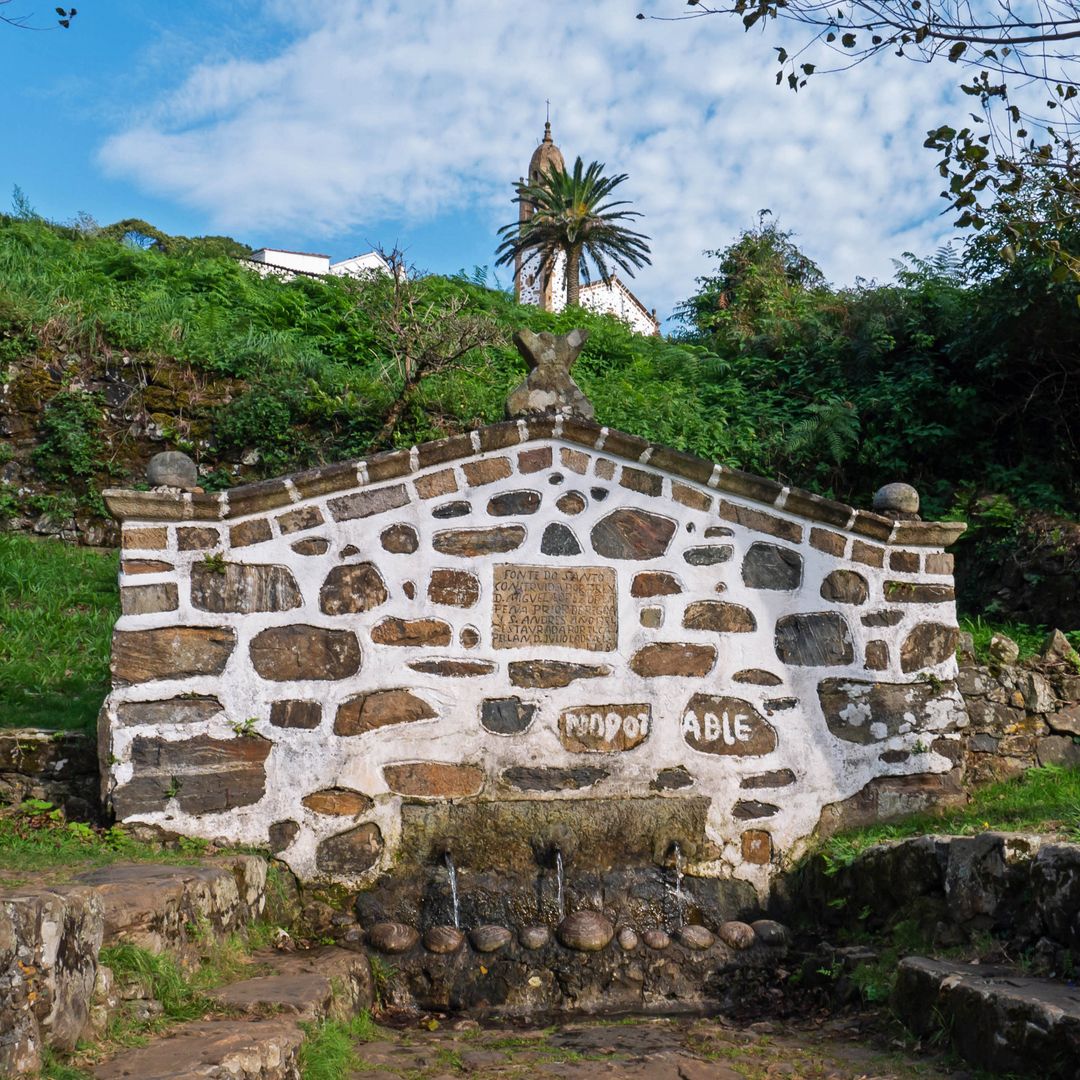 Fuente de los tres caños de San Andrés de Teixido, Cedeira, A Coruña