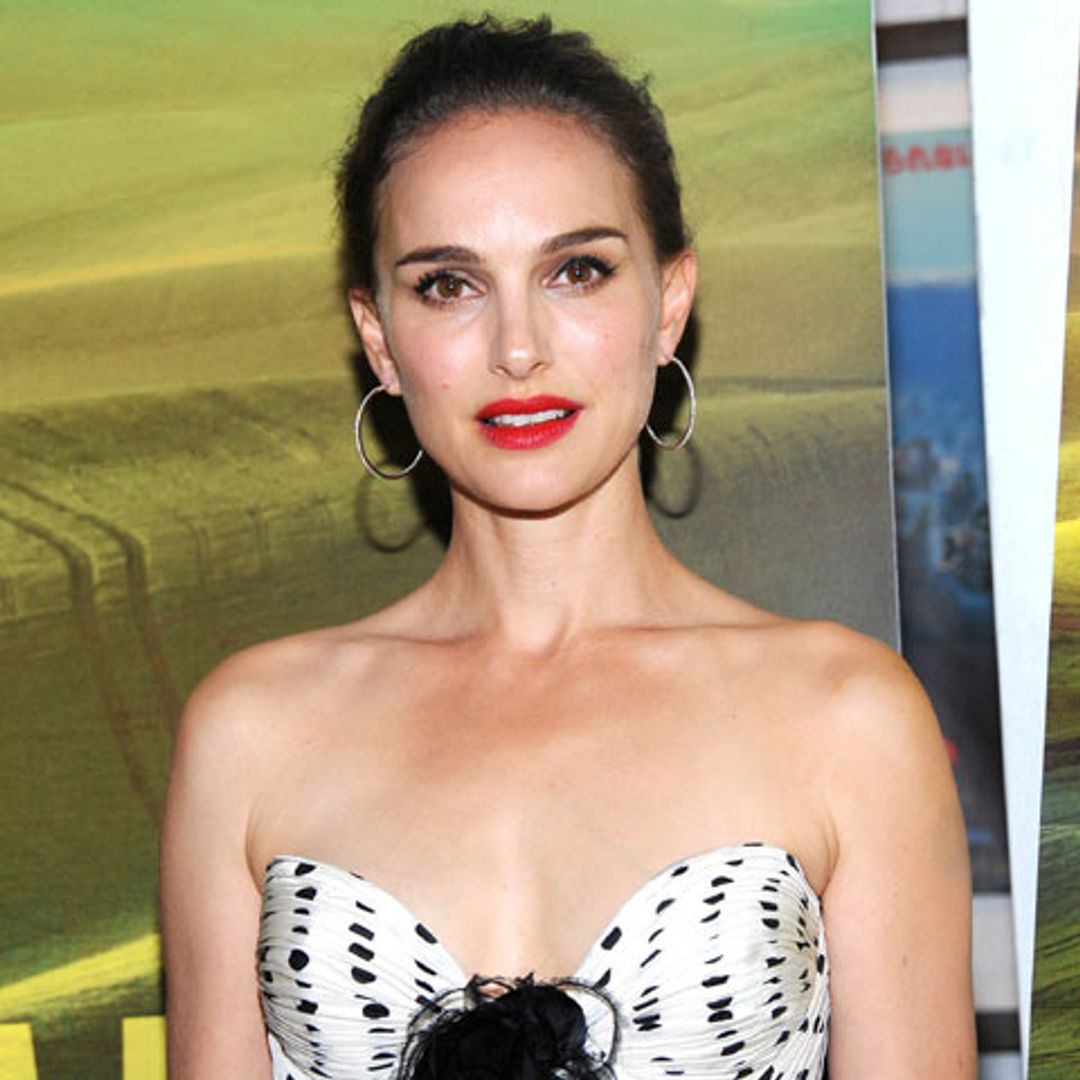El vestido que probó el parecido entre Natalie Portman y Millie Bobby Brown