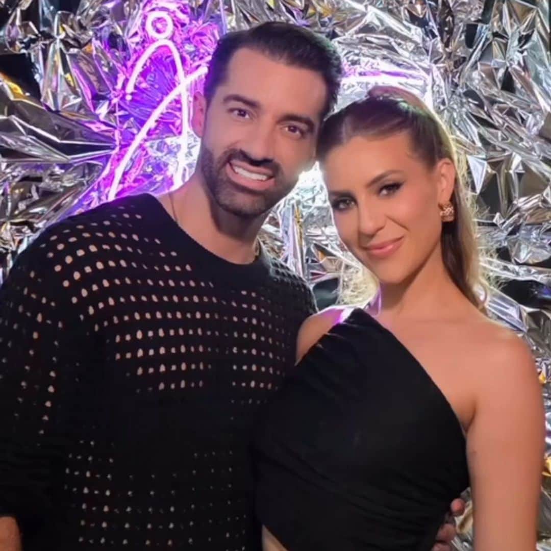 Toni Costa comparte un importante momento espiritual de la mano de su novia, Mimi Ortiz