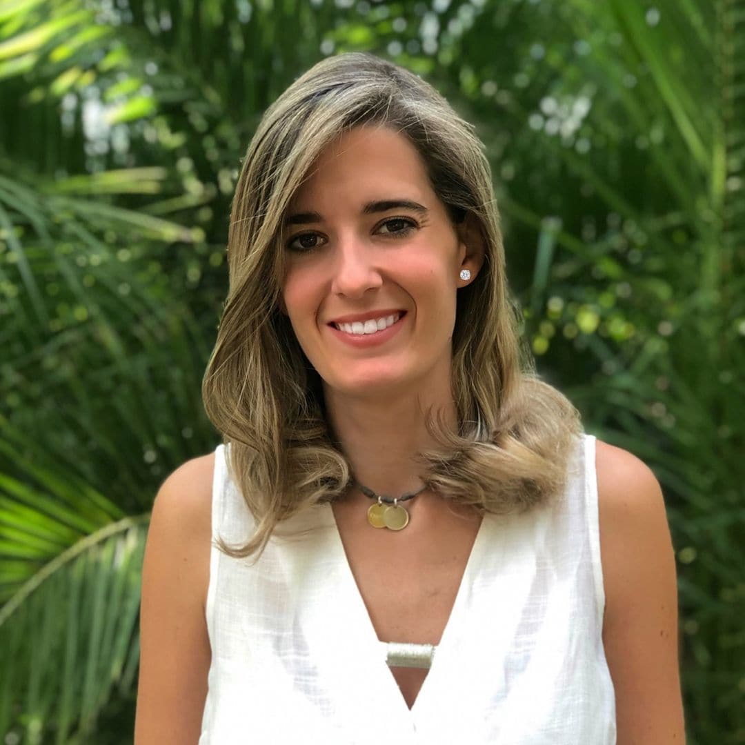 María Algueró, maestra de infantil: "Cuando el bebé usa signos puede comunicarse antes de hablar, reduce su frustración y aumenta el vínculo con su familia"