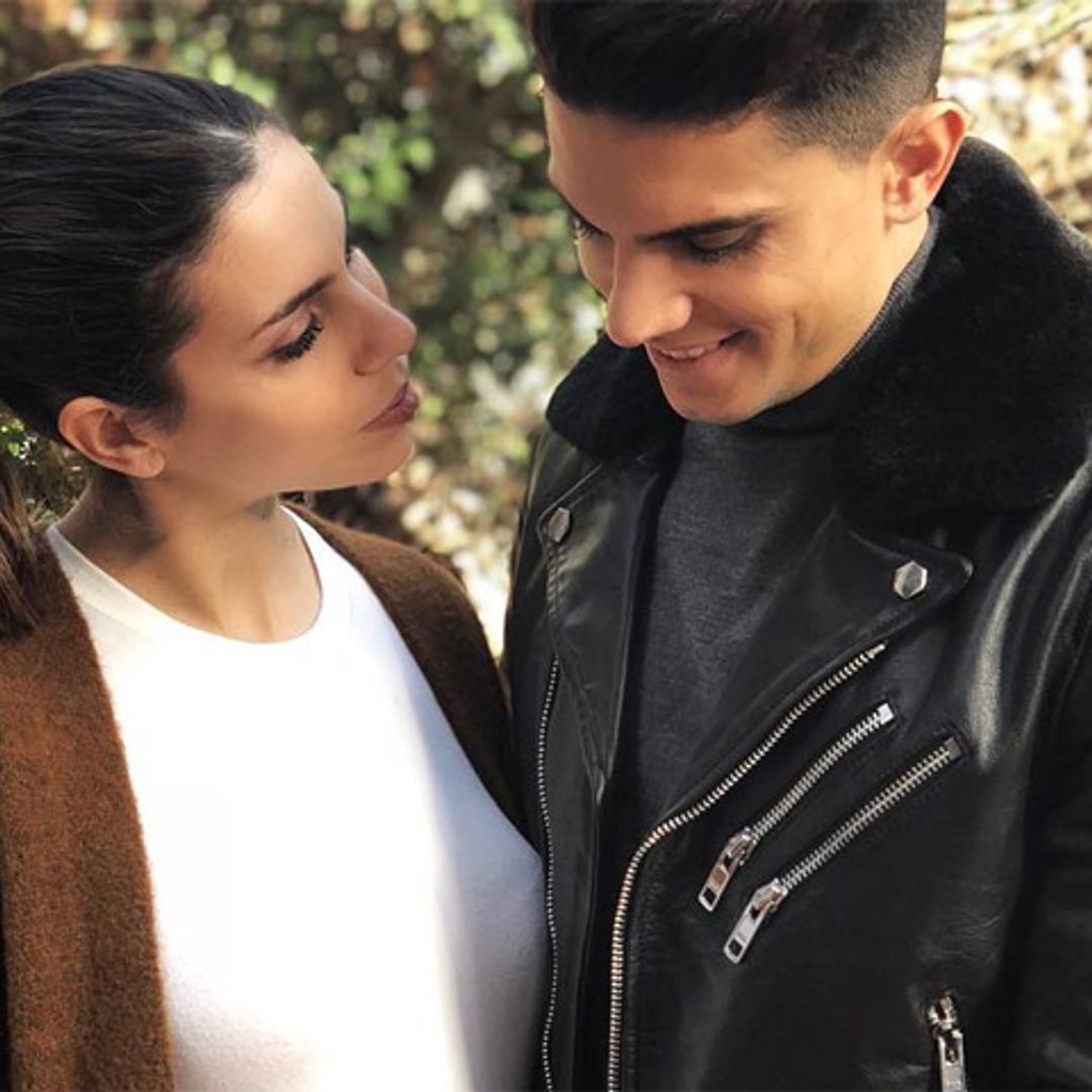 Melissa Jiménez presume de tripita y Marc Bartra, de triunfo con su nuevo equipo