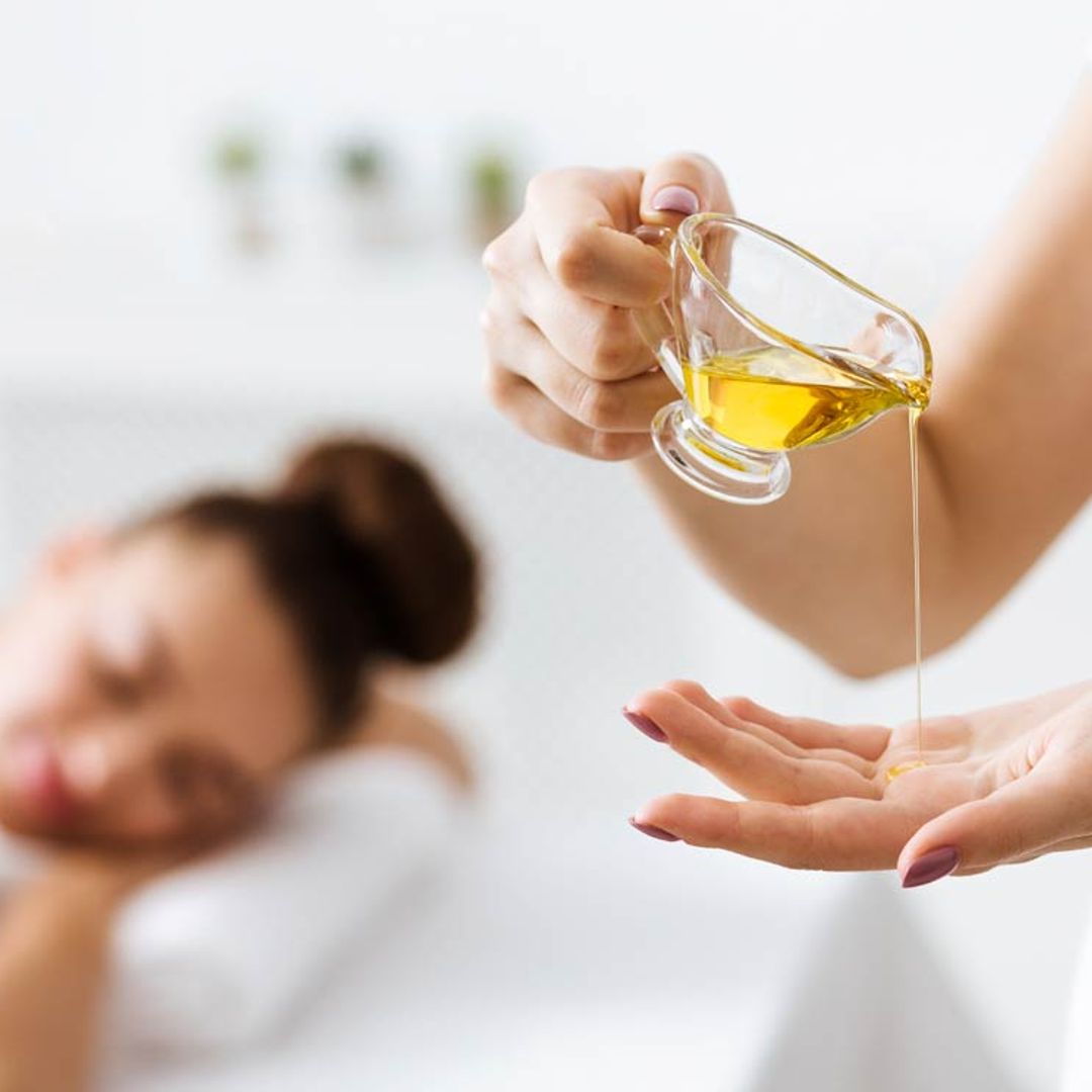 Remedios caseros con aceite de oliva para la piel, los labios secos o las uñas débiles