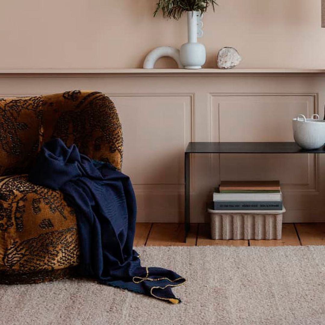 Seis tazas de diseño y mantas de invierno aprobadas por las anfitrionas más elegantes