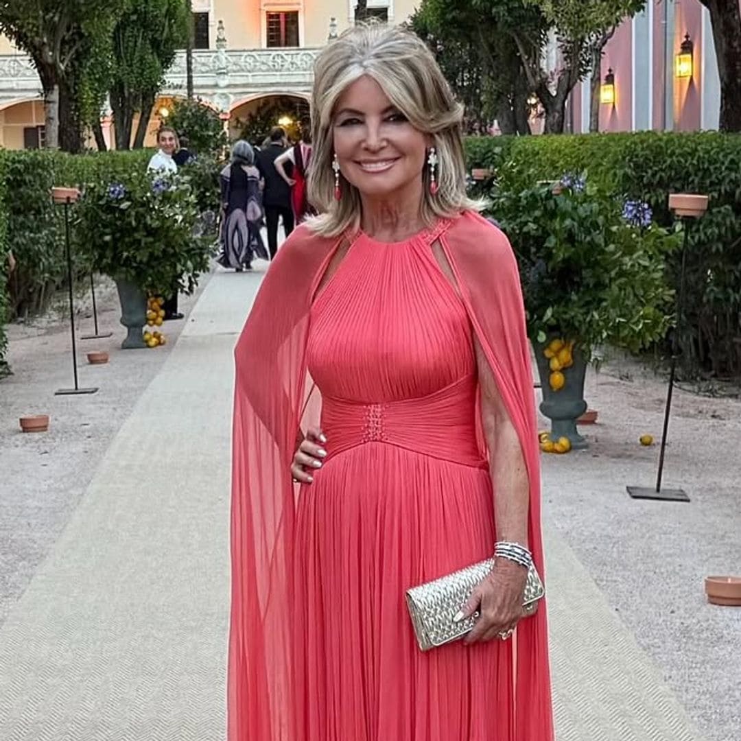 Cristina Yanes, pura elegancia con un vestido de fiesta diseñado por Paloma Cuevas