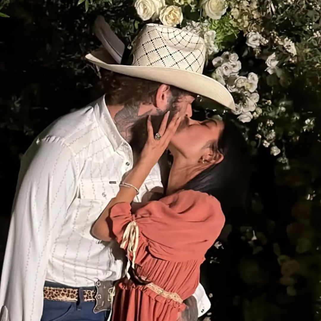 El cantante Post Malone se compromete con Christy Lee que impacta con su impresionante anillo de compromiso