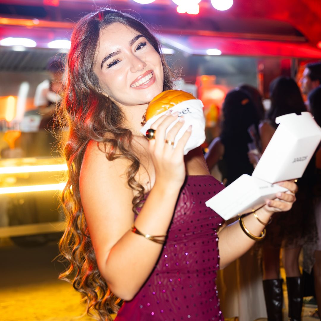 Las smash burgers de GEN ¡H! llegan a Madrid: ya puedes probar la hamburguesa que ha saltado de los ‘foodies’ al mundo de la moda
