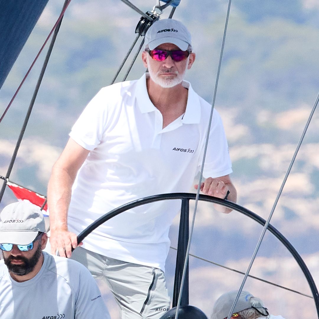 El rey Felipe estrena Aifos: descubre el nuevo velero de un millón de euros
