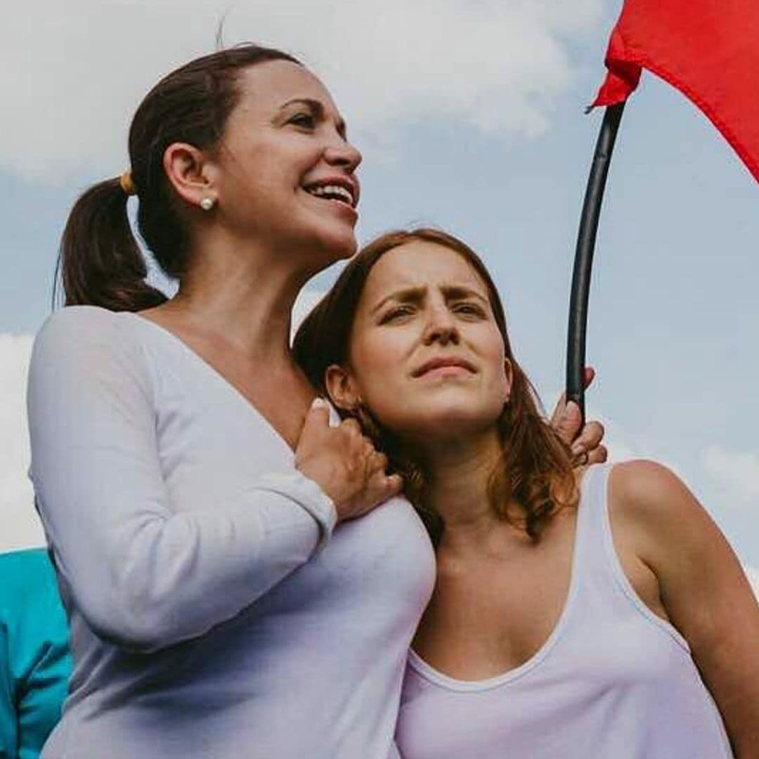 Así es Ana Corina Sosa, la hija de María Corina Machado, que ha recogido el Nobel en su nombre y ha emocionado con sus palabras