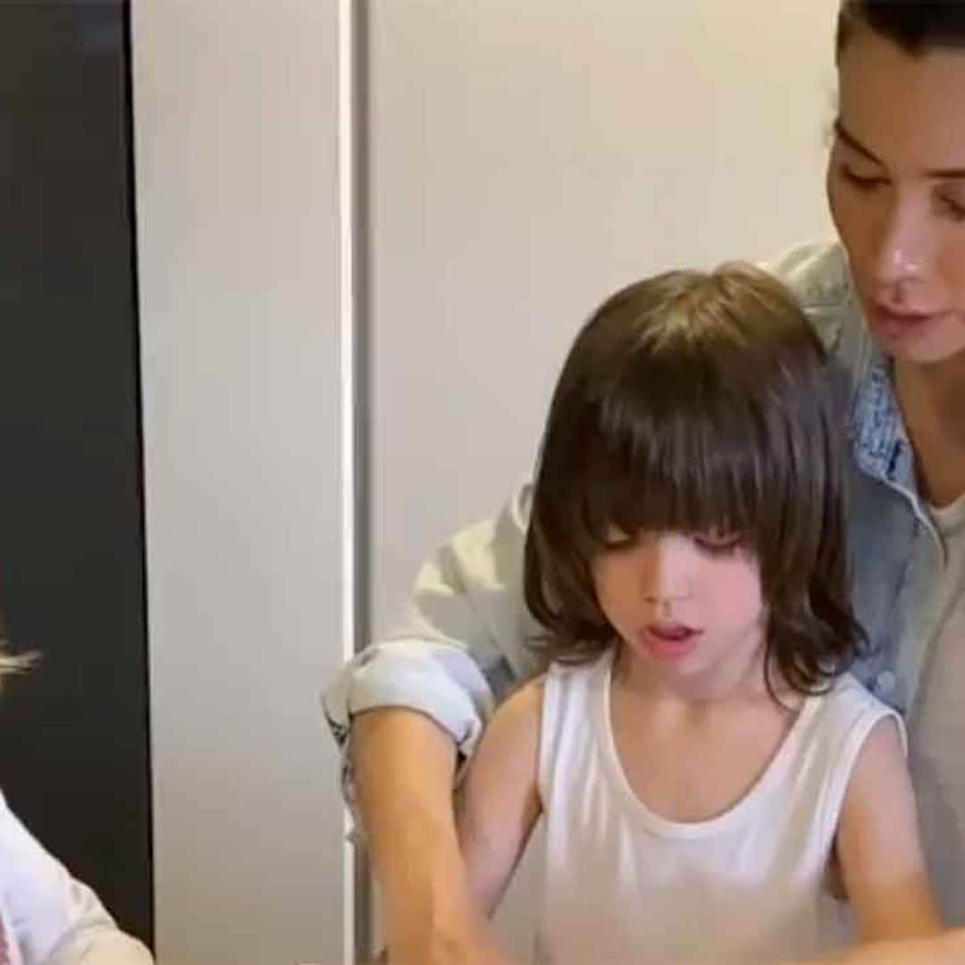 Pilar Rubio prepara a sus hijos para la Pascua