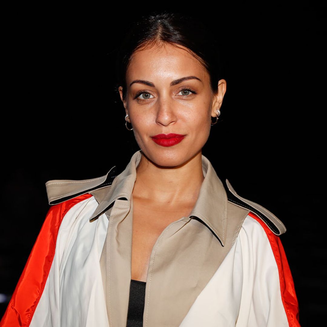 Descubrimos cómo son las 'prácticas' de mamá con las que Hiba Abouk prepara la llegada de su bebé