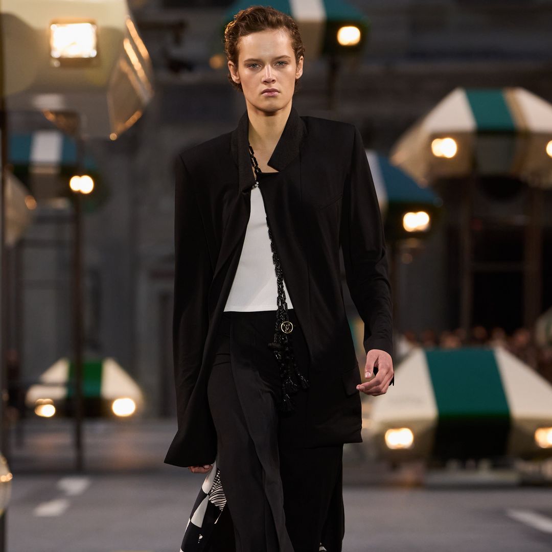 El futuro es este, según Louis Vuitton: así se despide París de la temporada Primavera/Verano 2027
