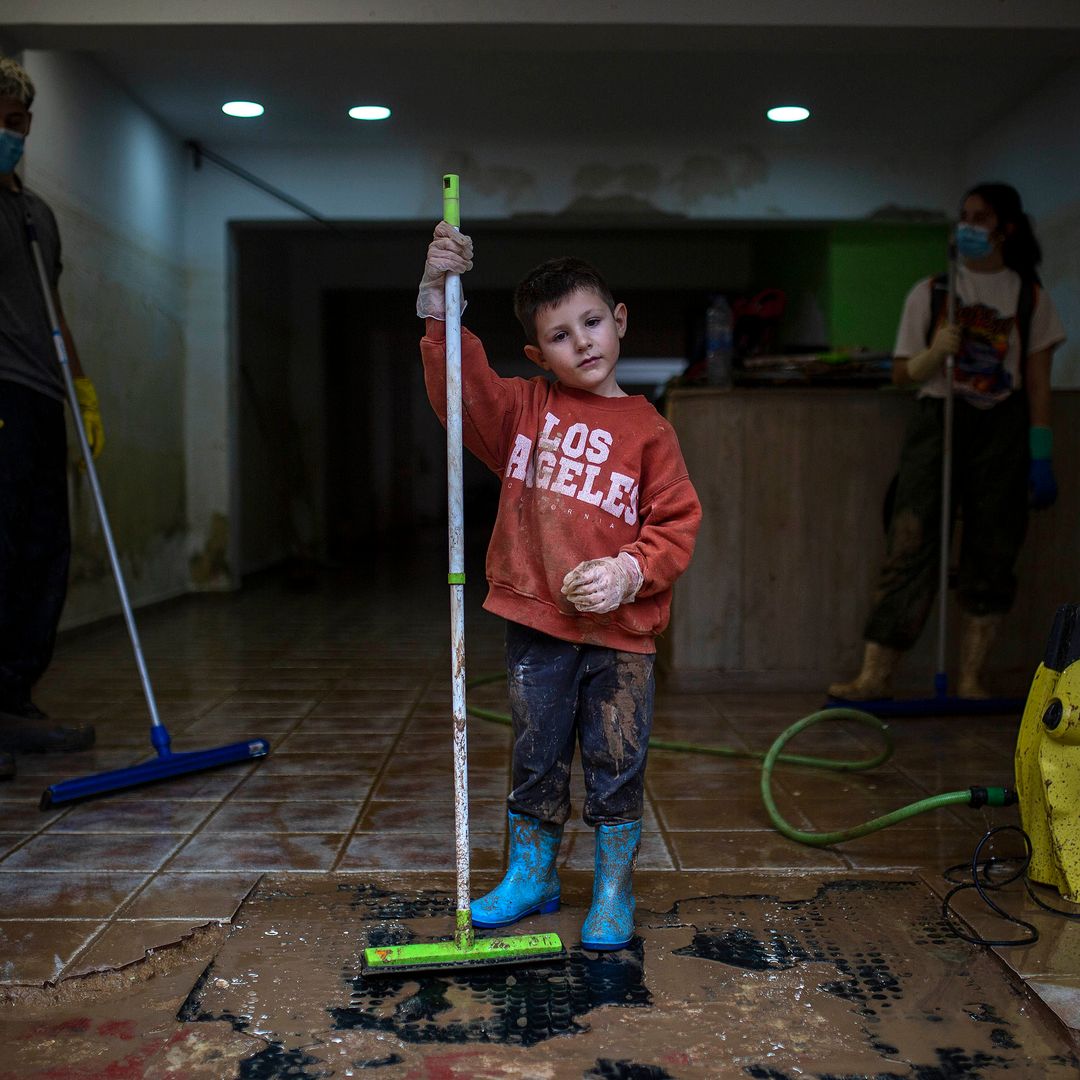 Niños con fobia a la lluvia y otros que olvidaron leer: las heridas emocionales de la DANA de Valencia un año después