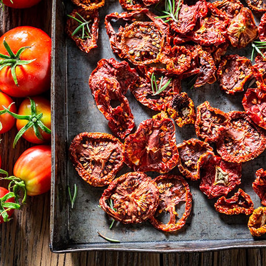 Cómo preparar tomates secos en casa y 5 recetas