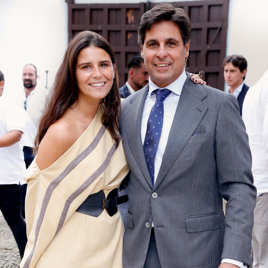 IMÁGENES EXCLUSIVAS. El emotivo posado de Fran Rivera con su hija Tana y todas las fotos inéditas de la Goyesca más especial