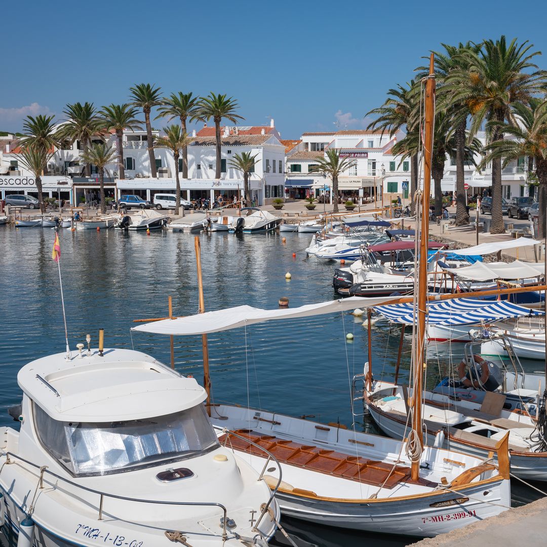 Pueblo costero de Fornells en Menorca