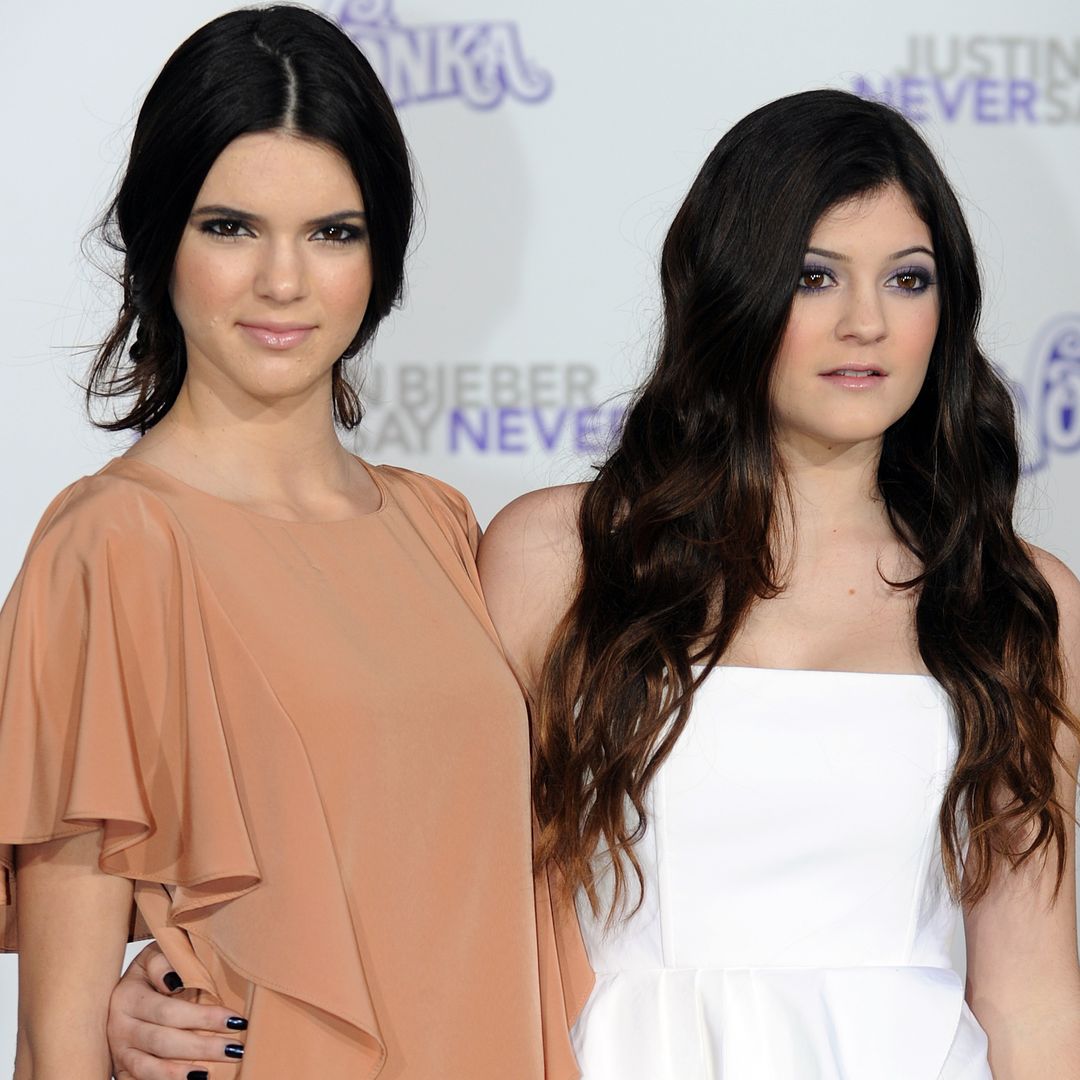 Kendall Jenner y Kylie Jenner en la première de 2011de Justin Bieber: Never say Never