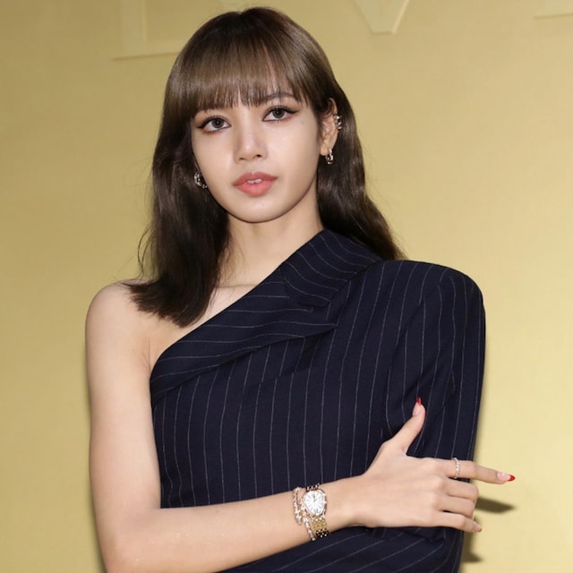 lisa blackpink the white lotus estilo