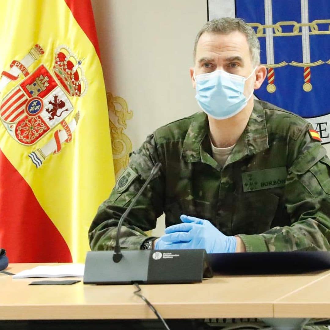 El Rey visita el mando de operaciones mientras la Reina continúa con el trabajo desde Zarzuela