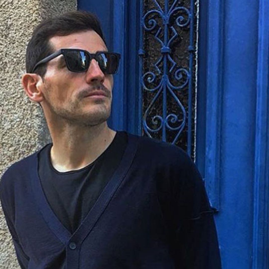 El inesperado compañero de mesa de Iker Casillas
