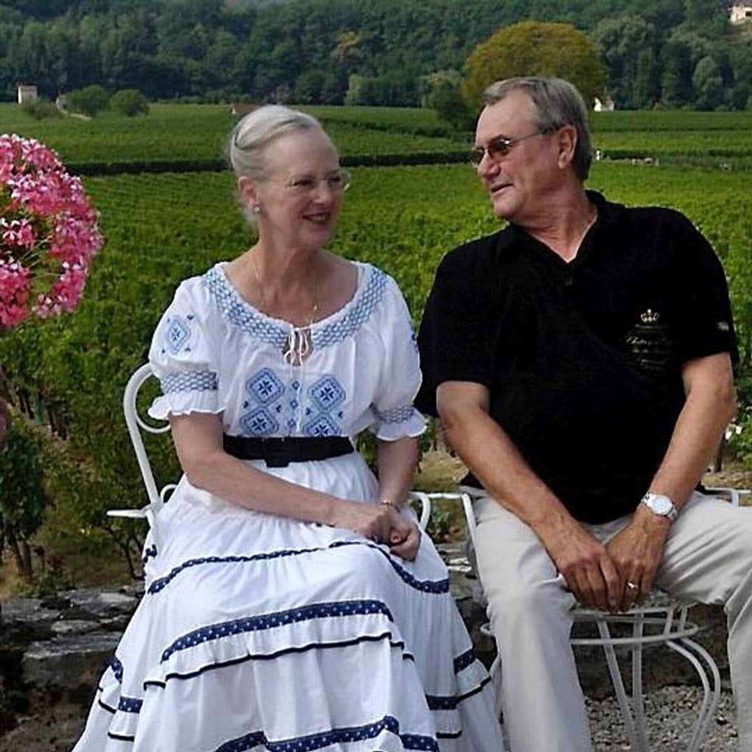 La reina Margarita y el príncipe Henrik en su finca vinícola de Lot.