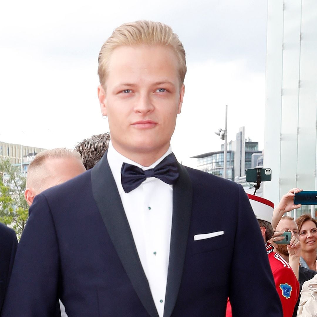 Marius, el hijo de Mette-Marit de Noruega, regresa a casa por su cumpleaños en medio de los escándalos