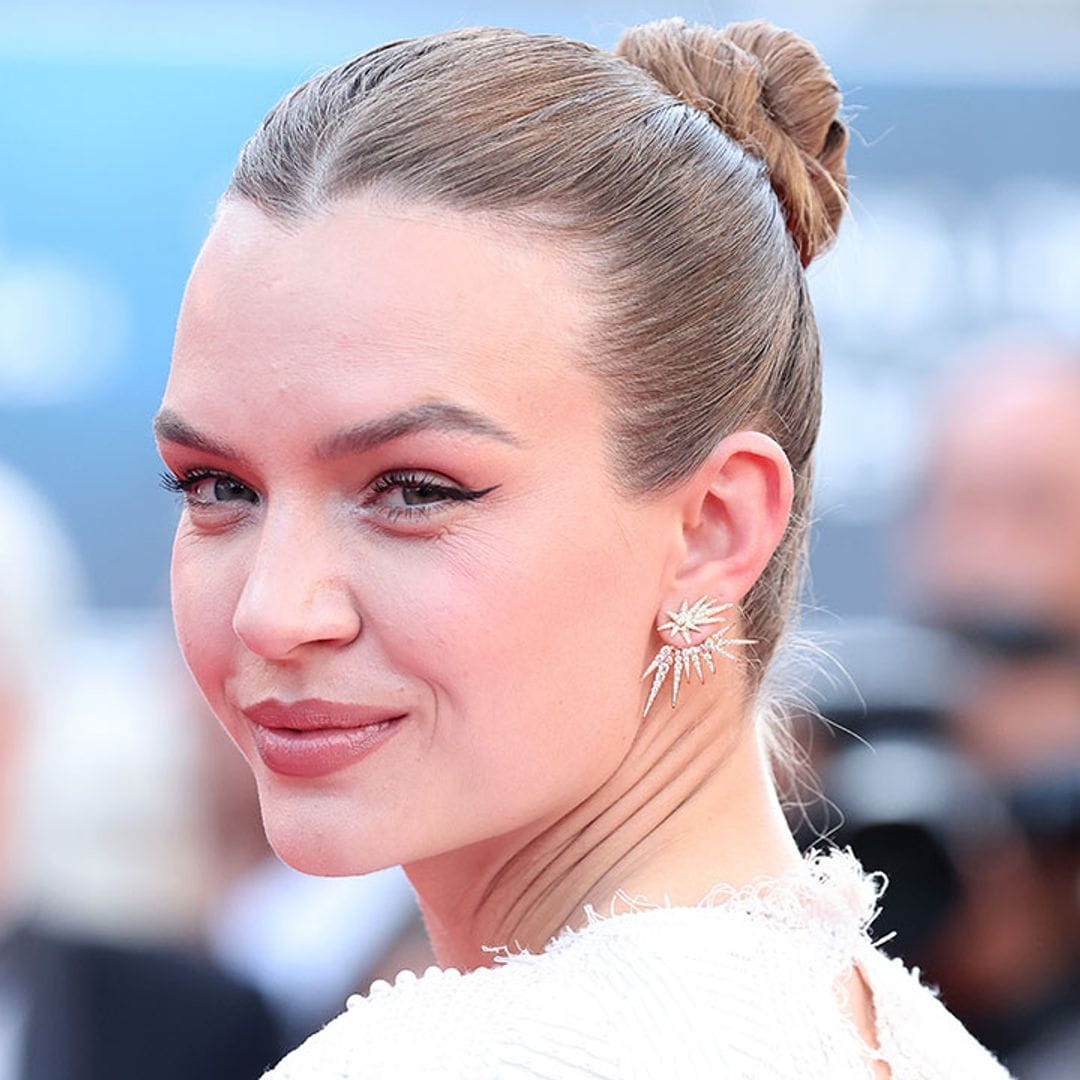 Maquillajes magnéticos y peinados de invitada perfecta: las tendencias de belleza que triunfan en la alfombra roja