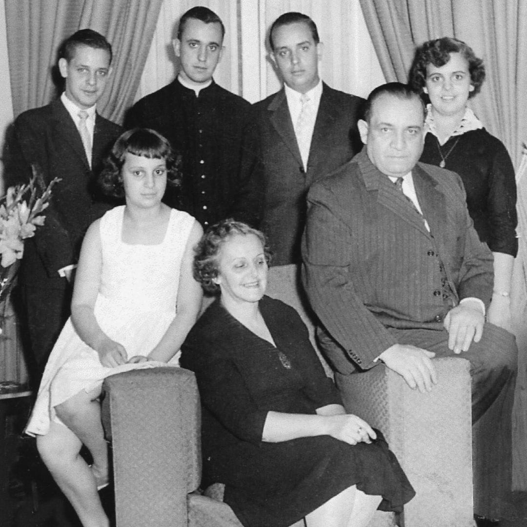 Así era la familia de Jorge Mario Bergoglio: 5 hermanos y solo la pequeña sobrevive