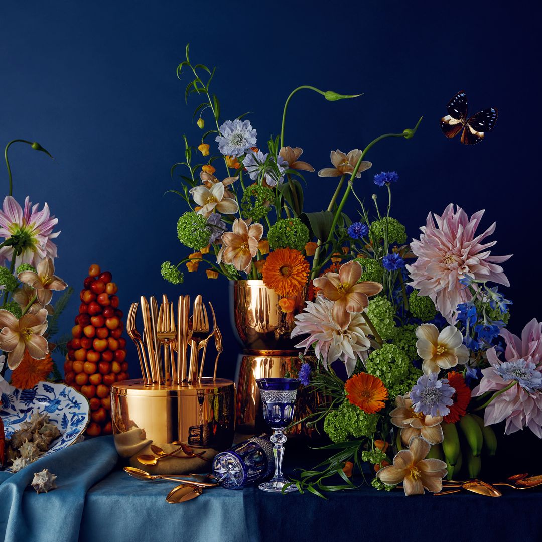 Clase magistral de maestro floral: descubre los arreglos invernales y navideños más bonitos