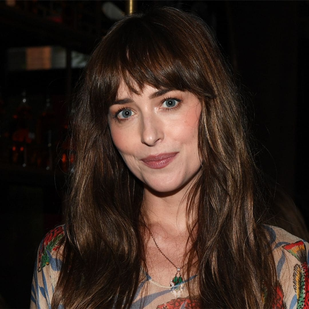 El mensaje de Dakota Johnson a Chris Martin por ayudarla a lidiar con la depresión