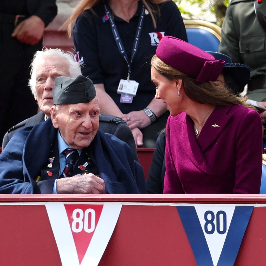 Kate Middleton reaparece con el resto de la Familia Real británica para el Día de la Victoria