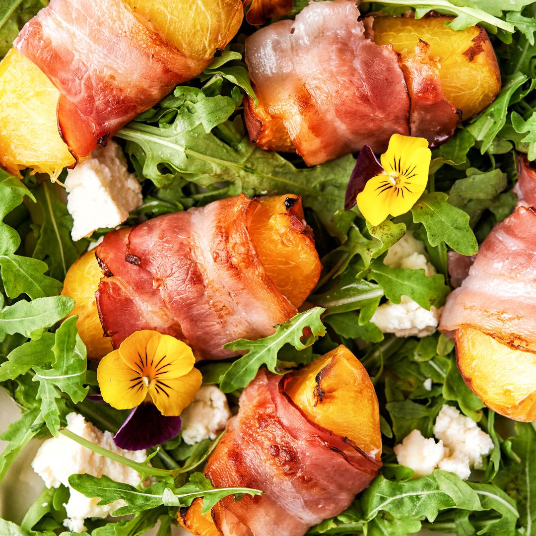 Ensalada de paraguaya con bacon y queso ricota