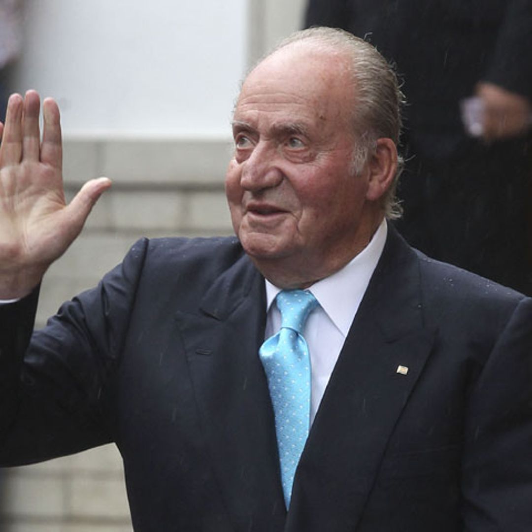 El rey Juan Carlos ingresa en el hospital para ser operado de la rodilla
