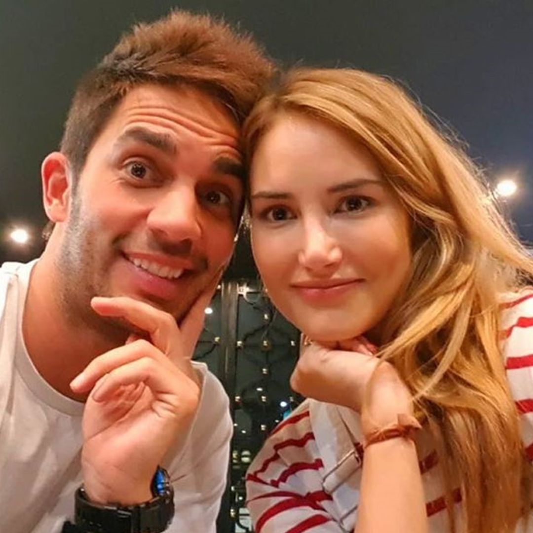 Alba Carrillo y Santi Burgoa, juntos en el cumpleaños del hijo de la modelo tras su ruptura