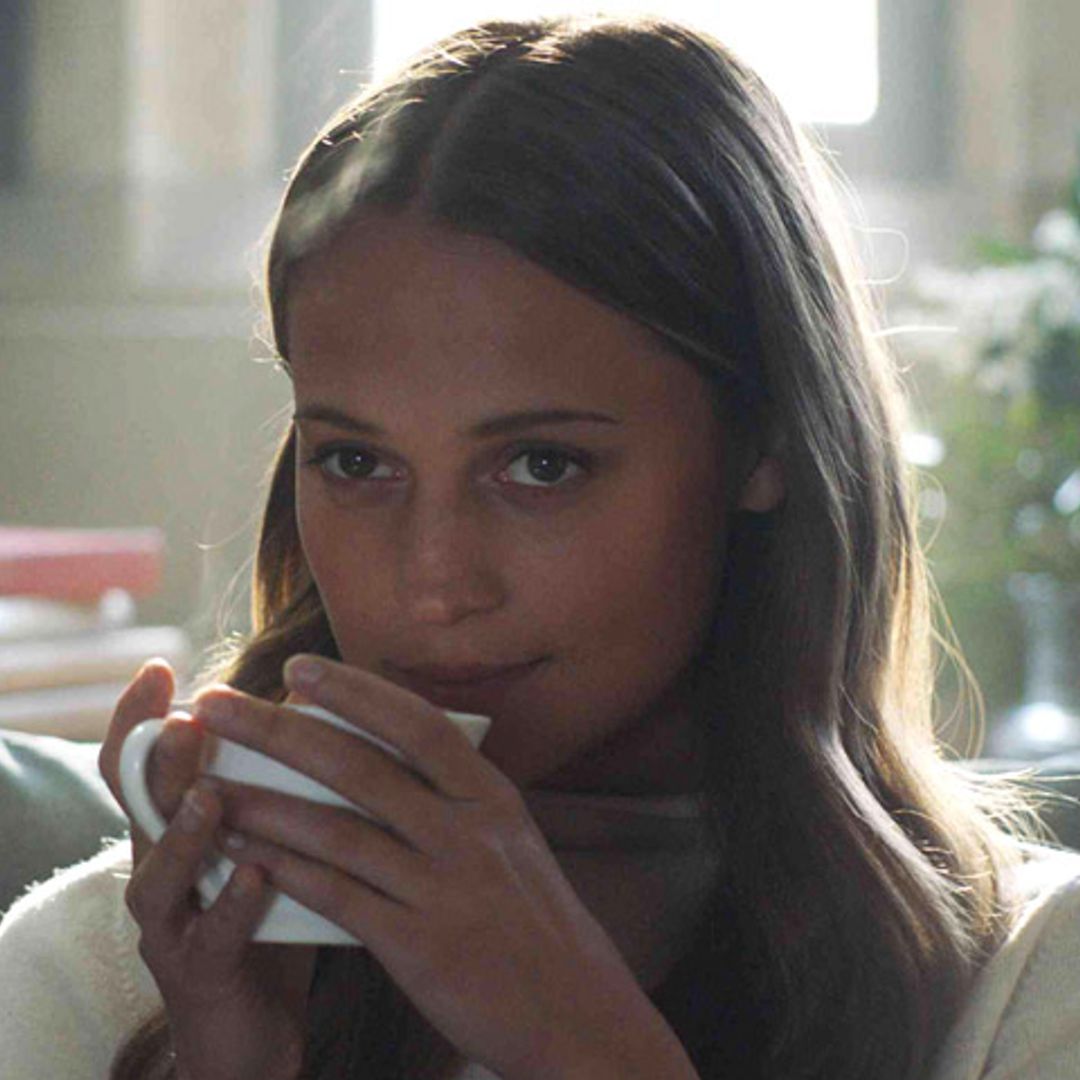 Entrevistamos a Alicia Vikander, que cuenta su historia de amor, pero... en la ficción