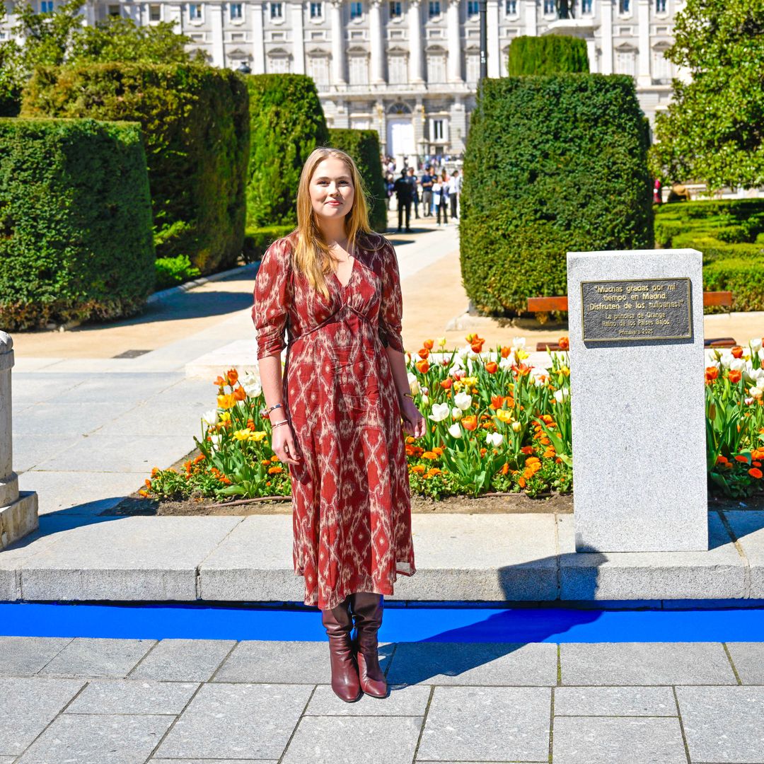 Amalia de Holanda sorprende con su vestido de Ba&sh en Madrid