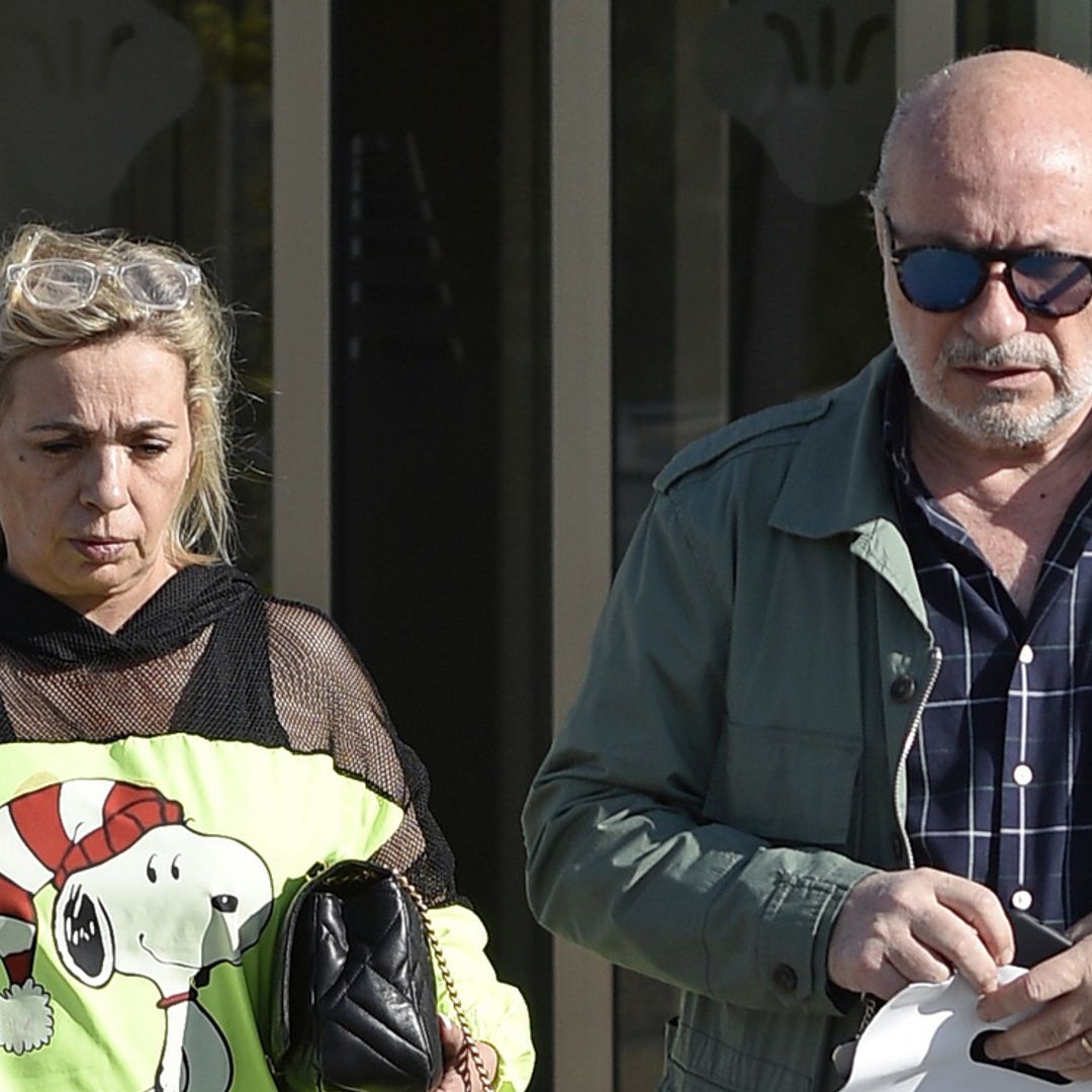 EXCLUSIVA: Carmen Borrego, muy preocupada, acude al hospital junto a su marido