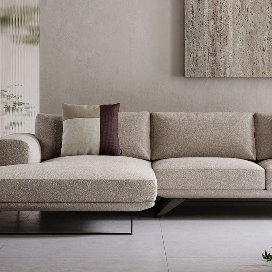 ¿Merece la pena elegir un sofá con chaise longue para el salón?