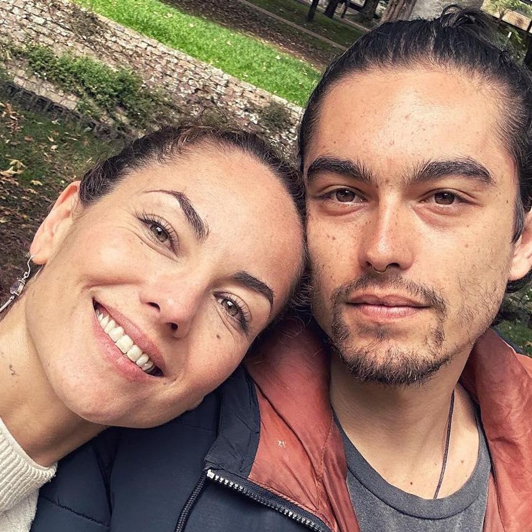 La reacción de Bárbara Mori a la decisión de su hijo de no usar el apellido de su padre