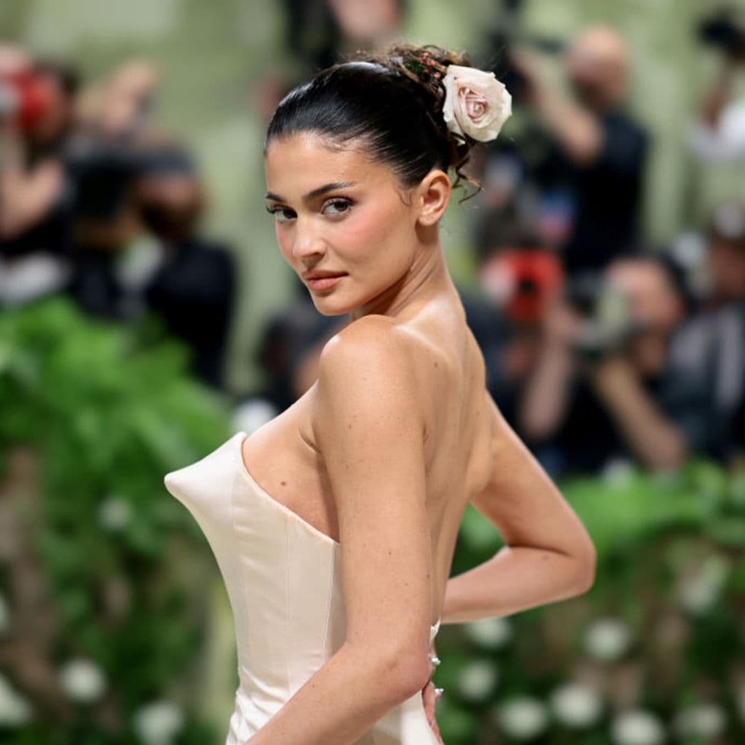 Kylie Jenner rompe en llanto por los comentarios que recibe en las redes sociales