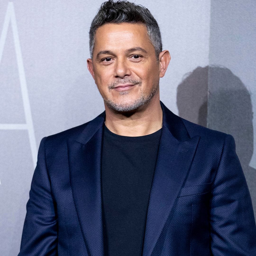 La polémica de Alejandro Sanz resumida en 2 minutos: el polémico beso, una fan y un comunicado urgente