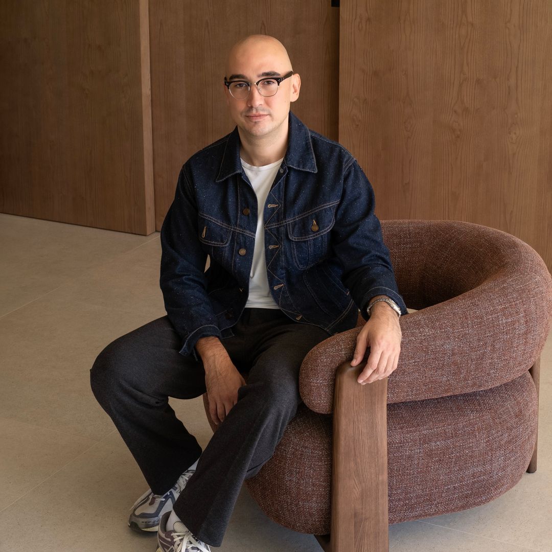 Albert Ramoneda, interiorista: "Una casa atemporal no es neutra ni impersonal, sino un reflejo auténtico de quien la habita"