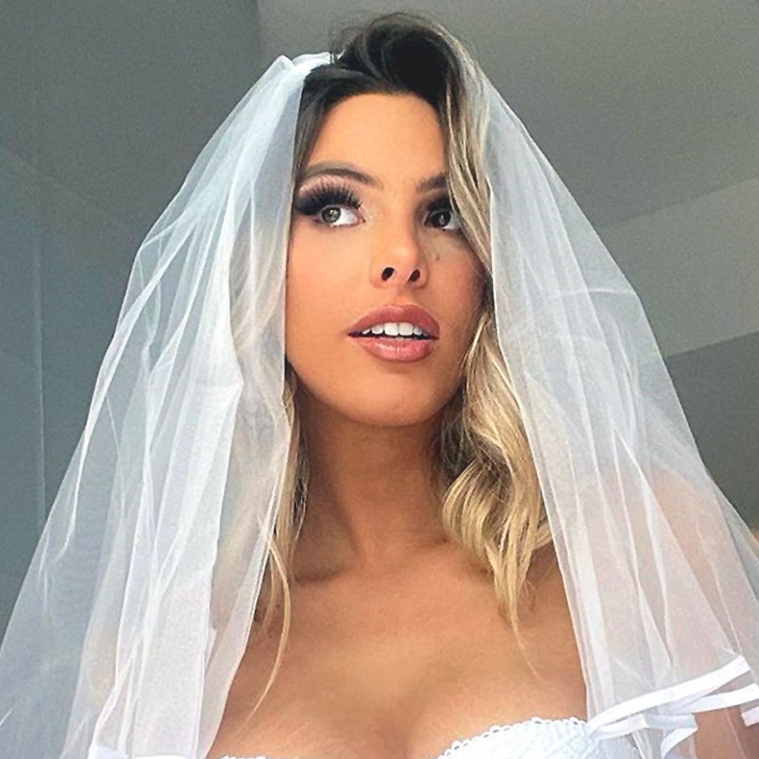 Lele Pons calienta motores para su boda con un posado de lo más sexy