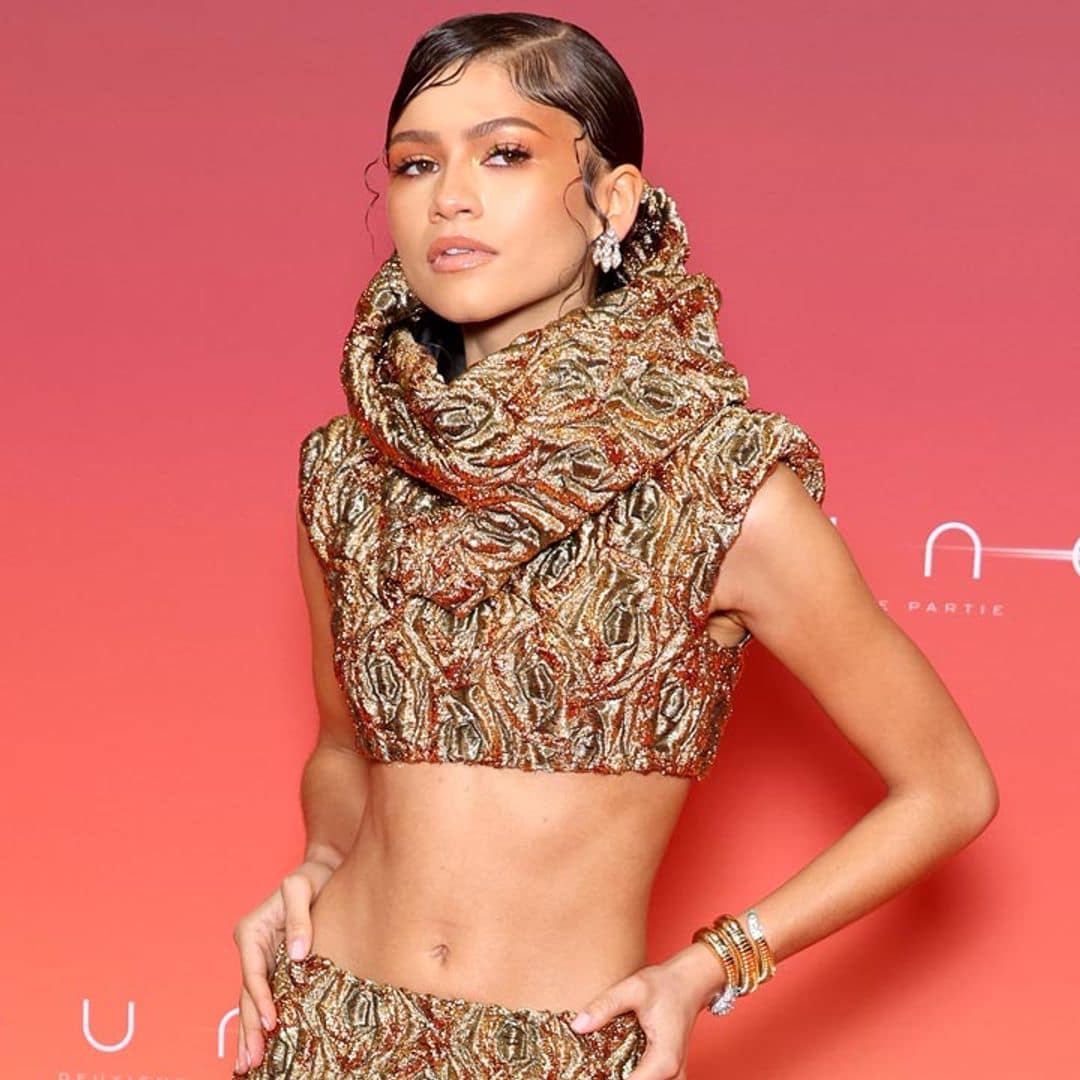 Zendaya elige un conjunto futurista con rosas 3D en el estreno parisino de 'Dune: parte dos'
