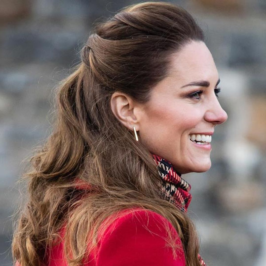 ¿Adiós a los rizos? Kate Middleton sorprende con su nueva imagen
