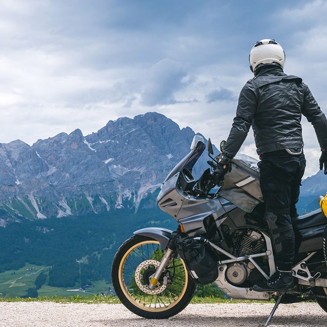 Las mejores rutas en moto para recorrer España