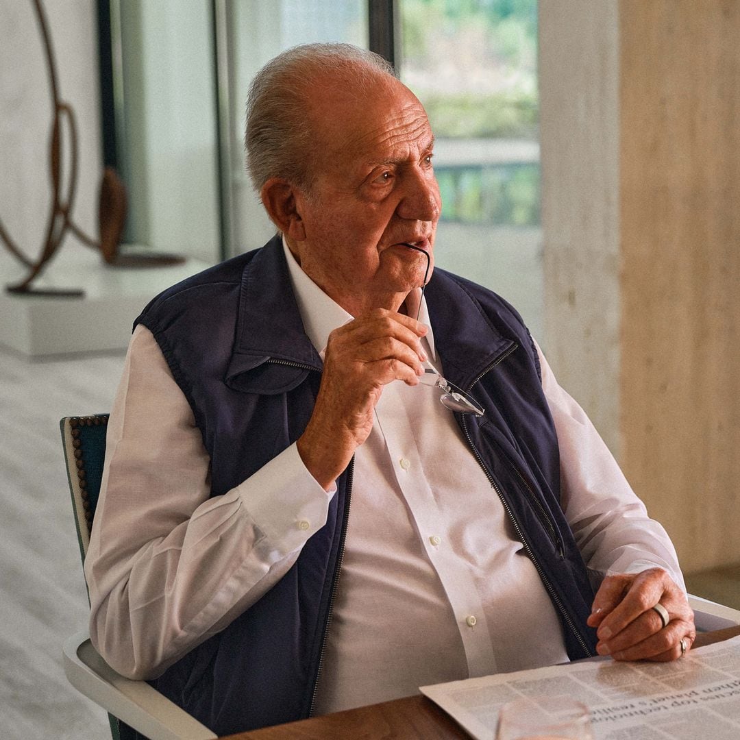 La verdadera historia de las memorias del rey Juan Carlos contada por  Laurence Debray: "Lo escribió con la intención de reconciliarse con su  pasado, con su familia, con su país"