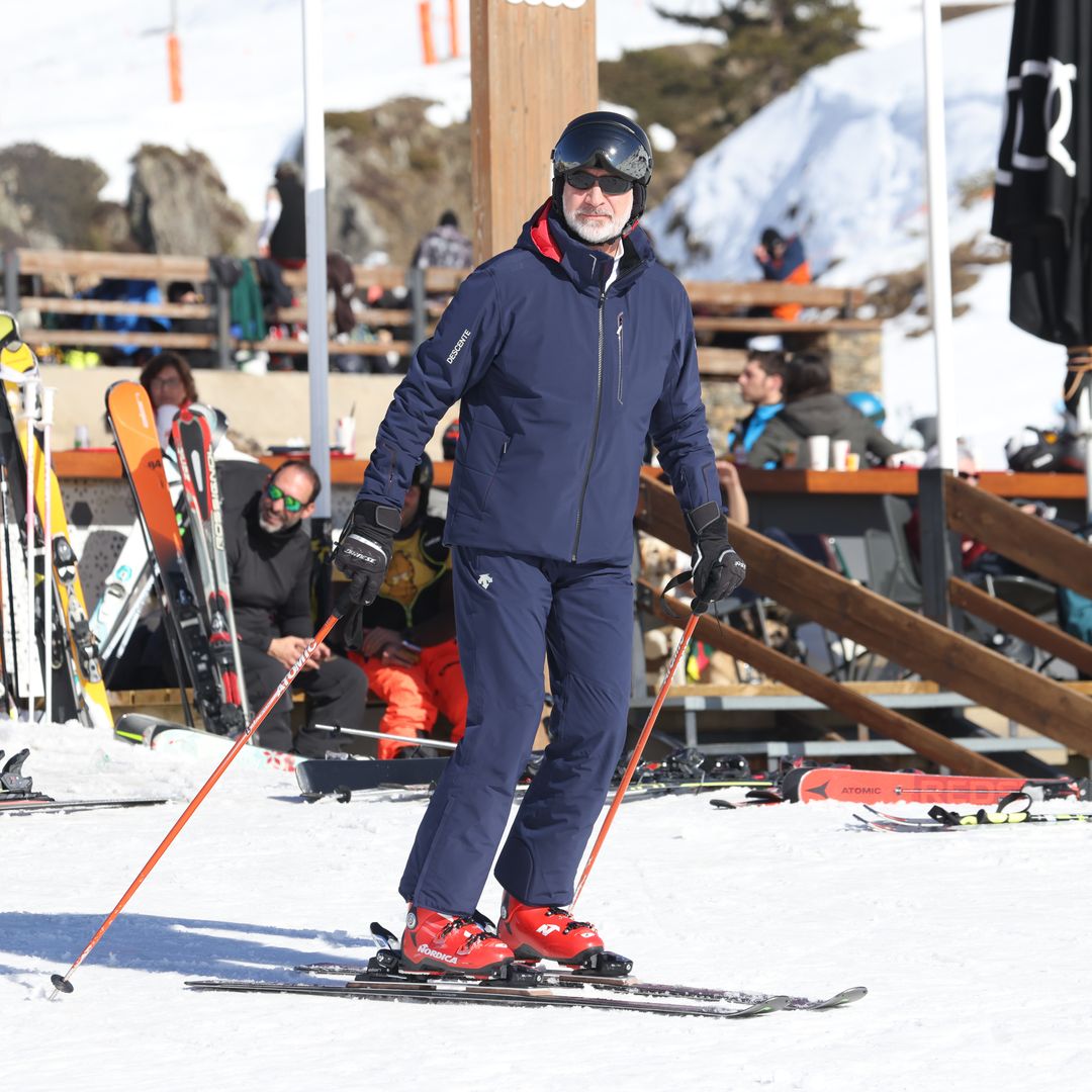 El rey Felipe, segundo día de esquí en Formigal y un plan gastronómico con estrella Michelin 