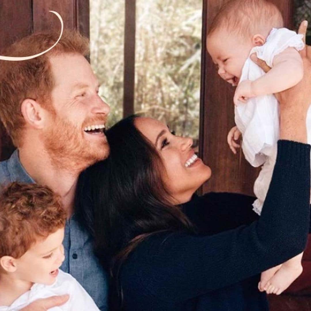 De la vocecita chillona de Archie a los balbuceos de Lilibet: el príncipe Harry cuenta cómo crecen sus hijos